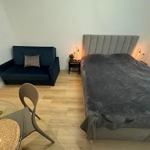 Przy Placu Wolnosci , Poznań Polska